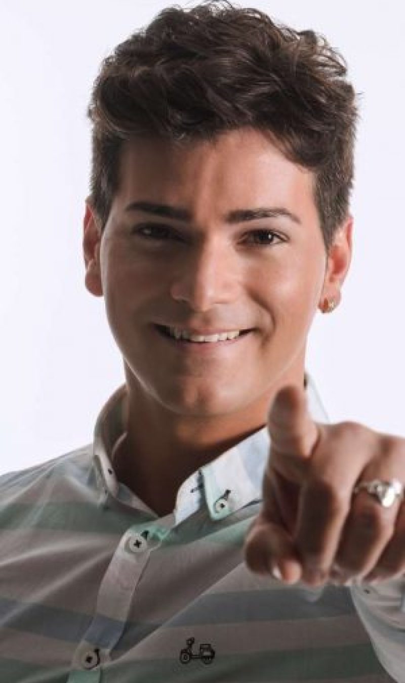 Jairo-Cuevas-4-300×537 Jairo-Cuevas-4-300x537
